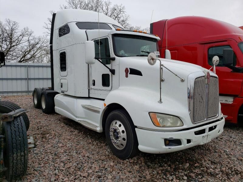 2013 KENWORTH T6 Series