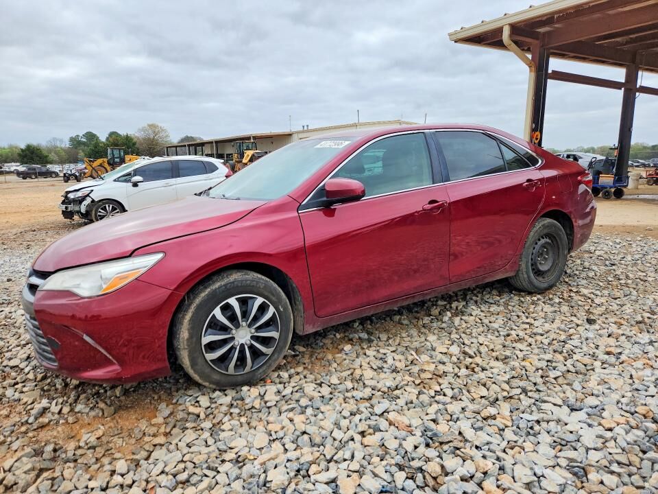 2016 TOYOTA Camry