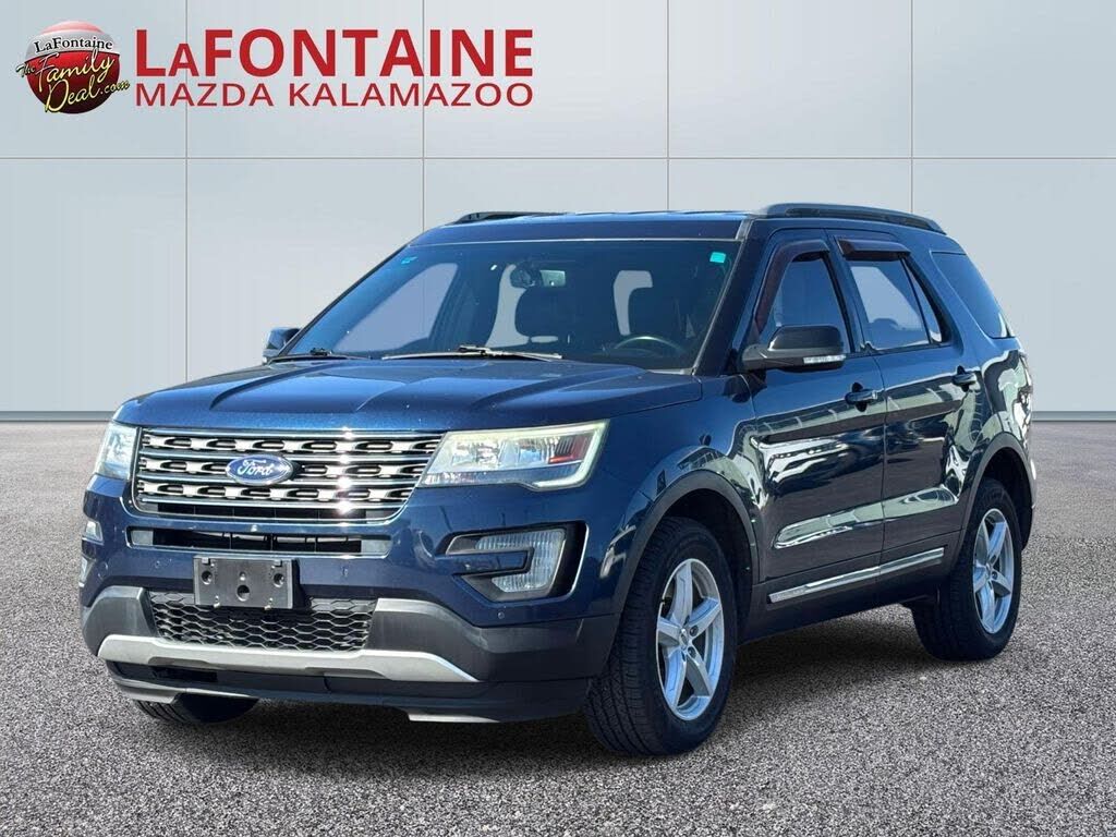 2017 FORD Explorer