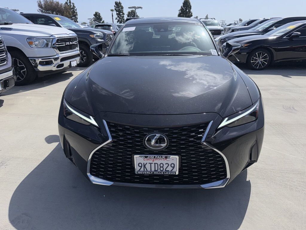 2024 LEXUS IS