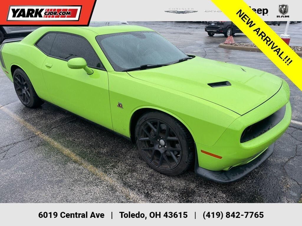 2015 DODGE Challenger