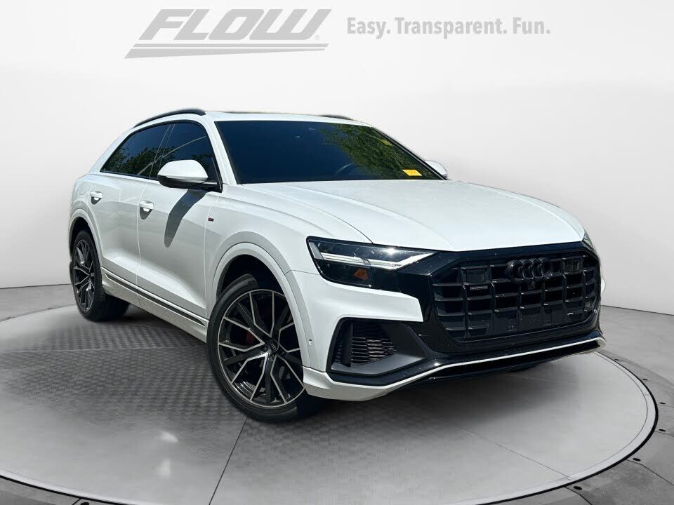 2022 AUDI Q8