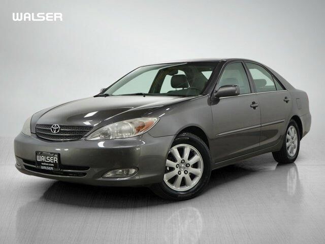 2004 TOYOTA Camry