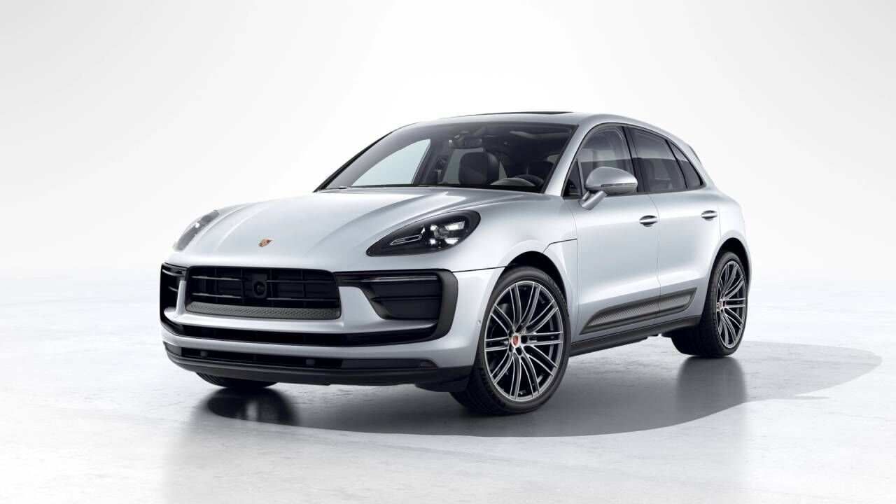 2026 PORSCHE Macan