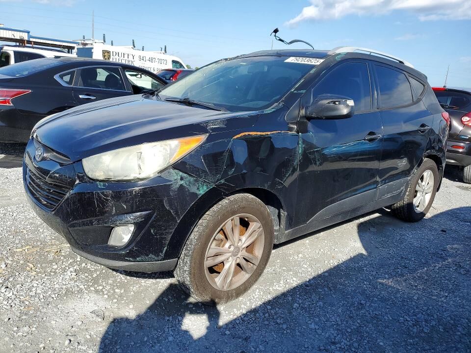 2013 HYUNDAI Tucson