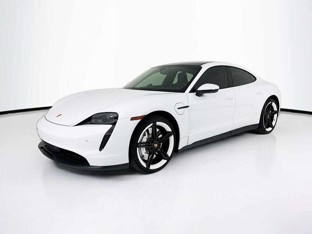 2021 PORSCHE Taycan
