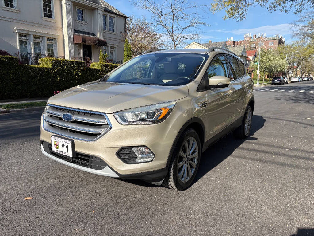 2017 FORD Escape