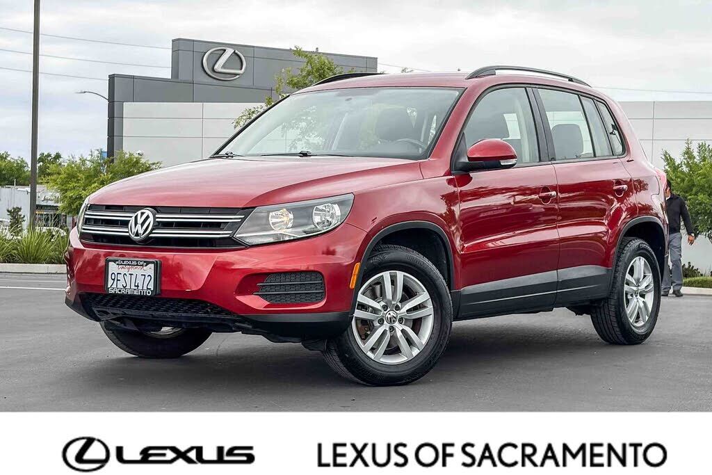 2015 VOLKSWAGEN Tiguan