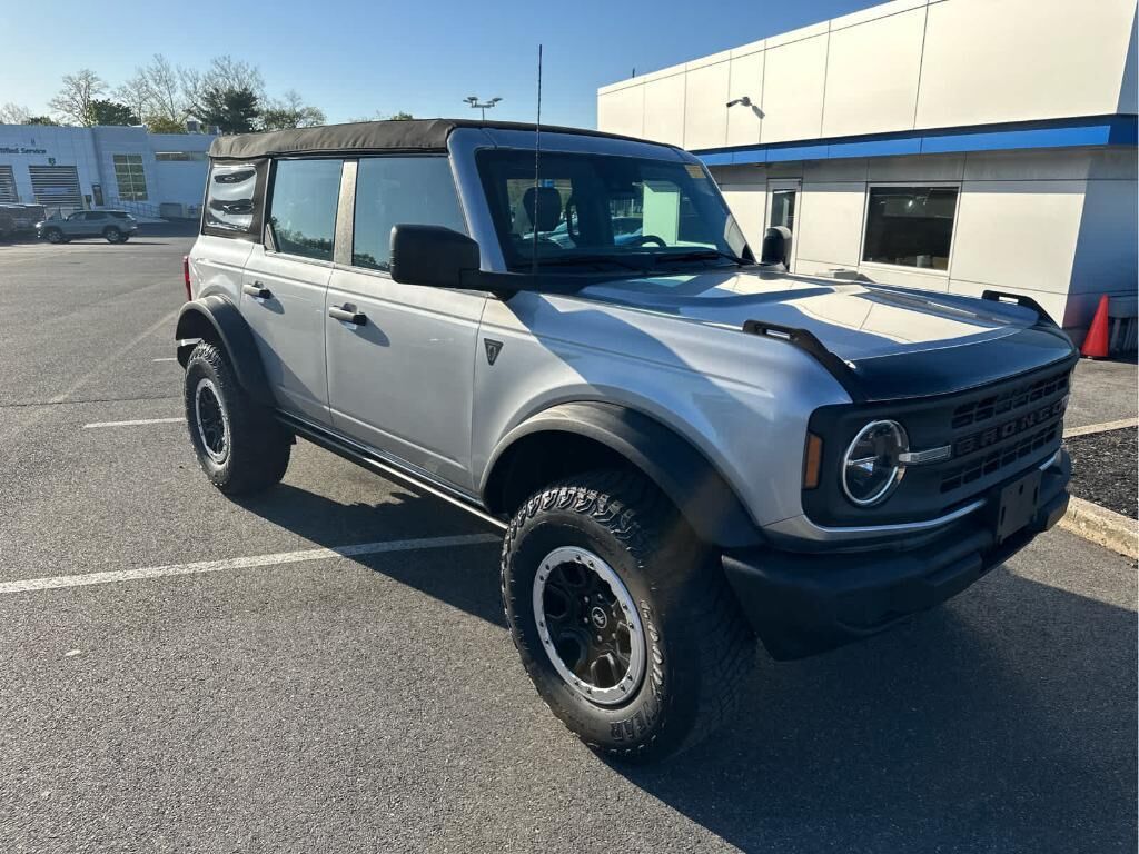 2023 FORD Bronco