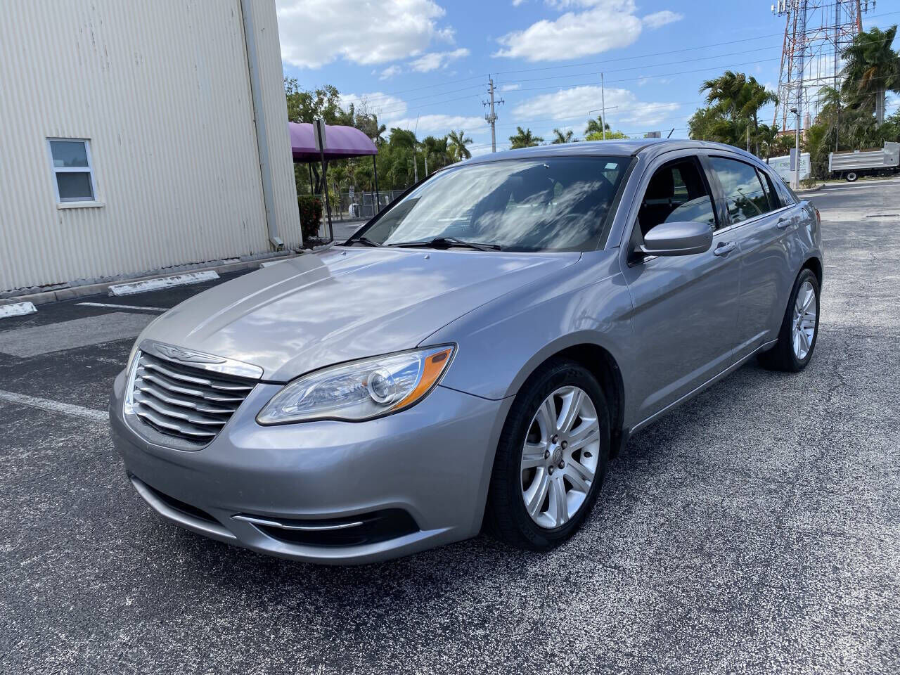 2013 CHRYSLER 200