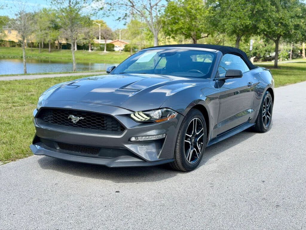 2021 FORD Mustang