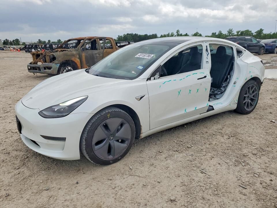 2020 TESLA Model 3