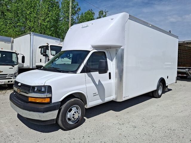 2024 CHEVROLET Express