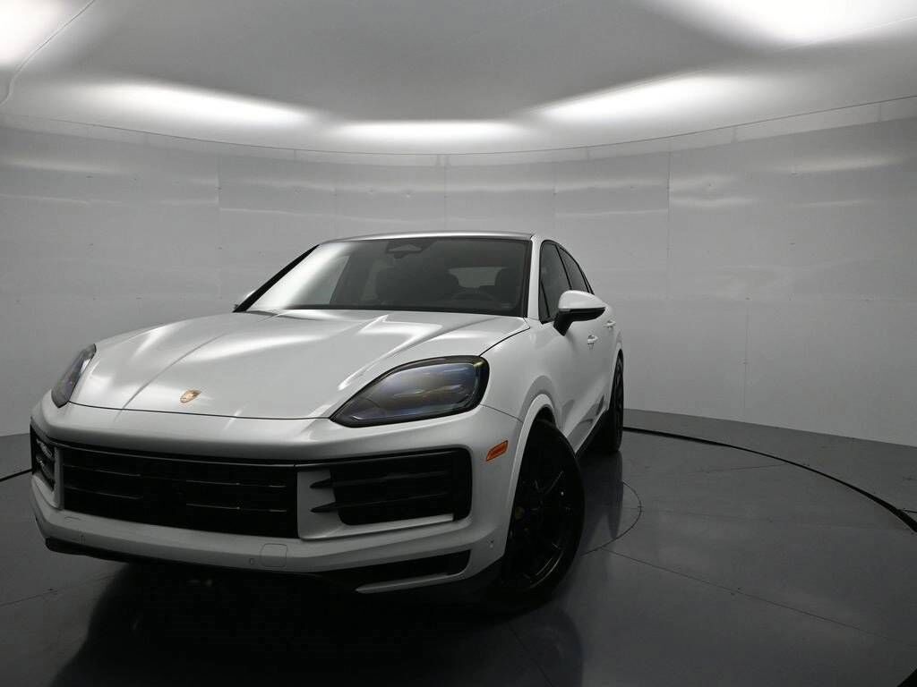 2026 PORSCHE Cayenne