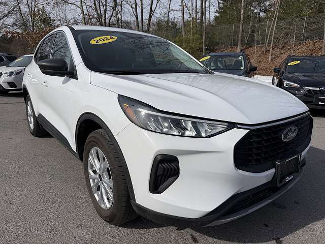 2024 FORD Escape