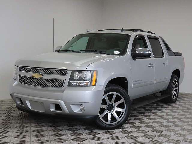 2011 CHEVROLET Avalanche