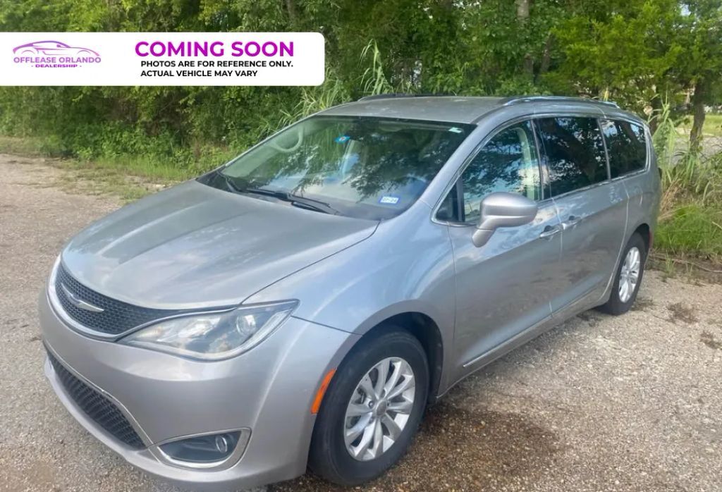 2019 CHRYSLER Pacifica