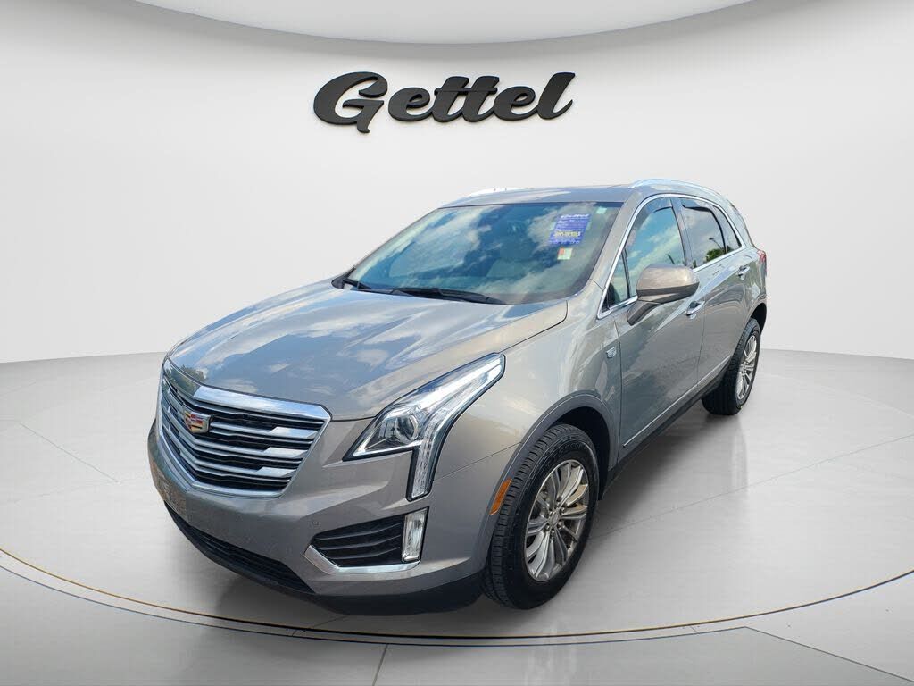 2017 CADILLAC XT5
