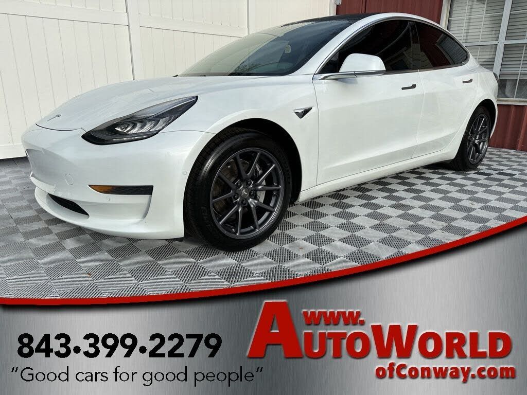 2020 TESLA Model 3