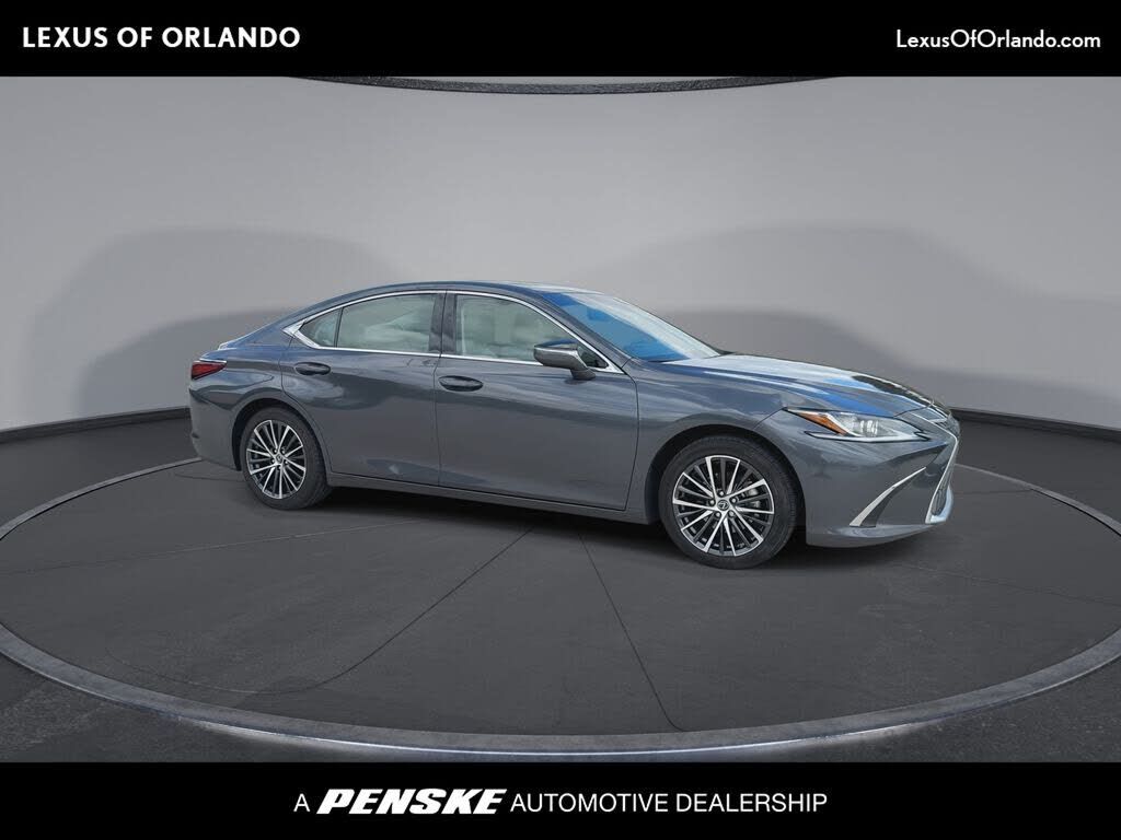 2025 LEXUS ES