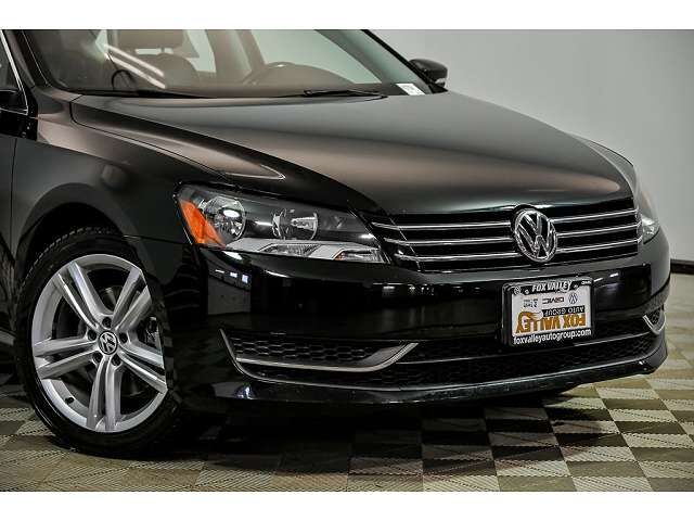 2014 VOLKSWAGEN Passat