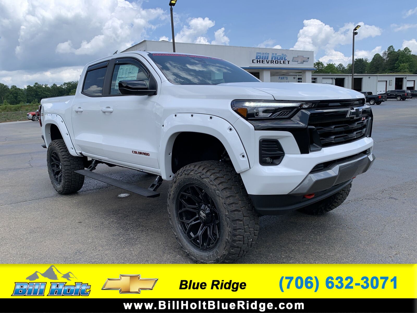 2025 CHEVROLET Colorado