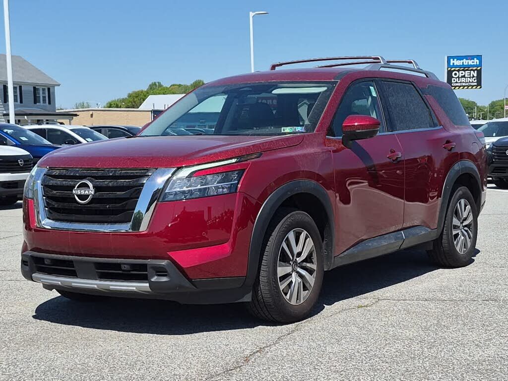 2023 NISSAN Pathfinder