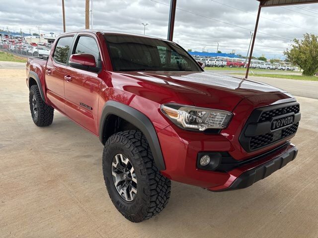 2020 TOYOTA Tacoma