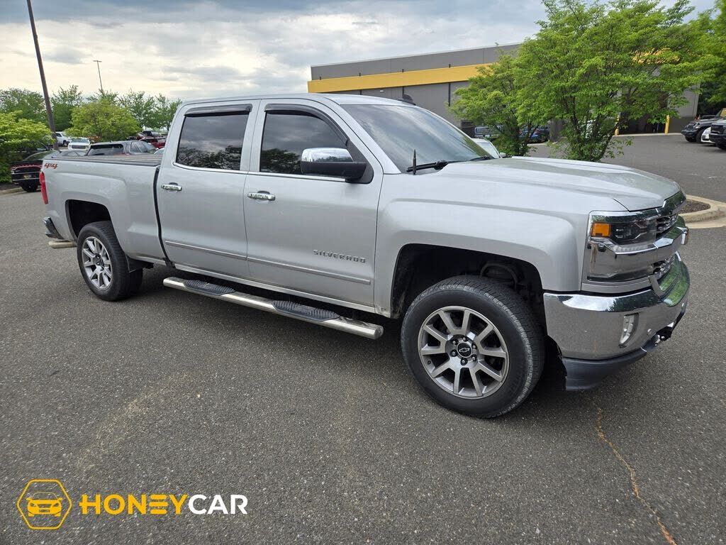 2018 CHEVROLET Silverado