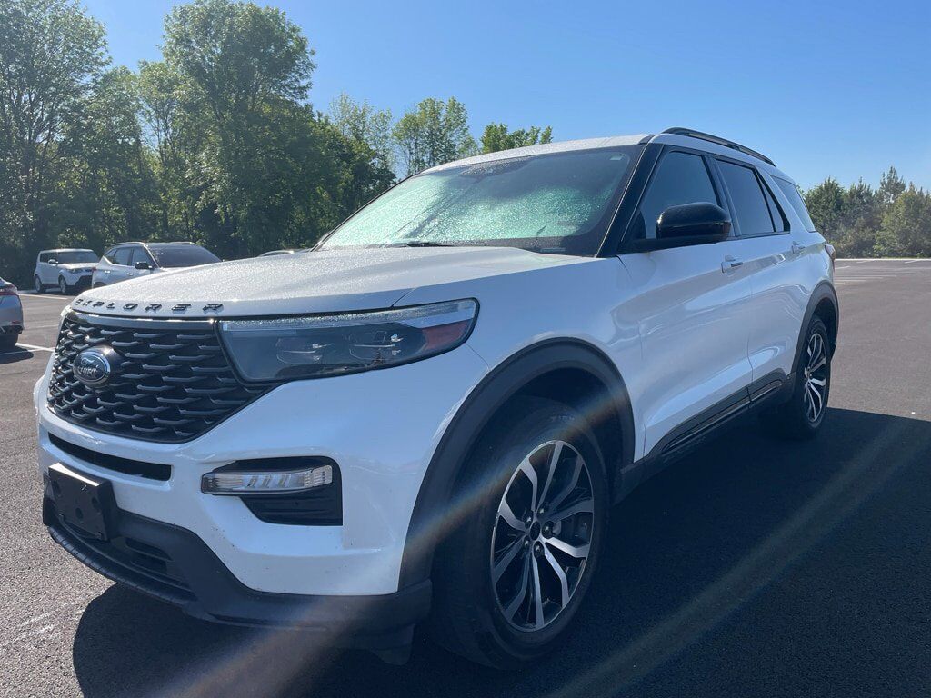 2022 FORD Explorer