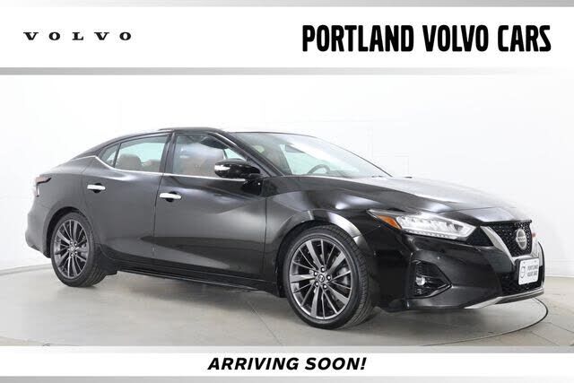 2019 NISSAN Maxima
