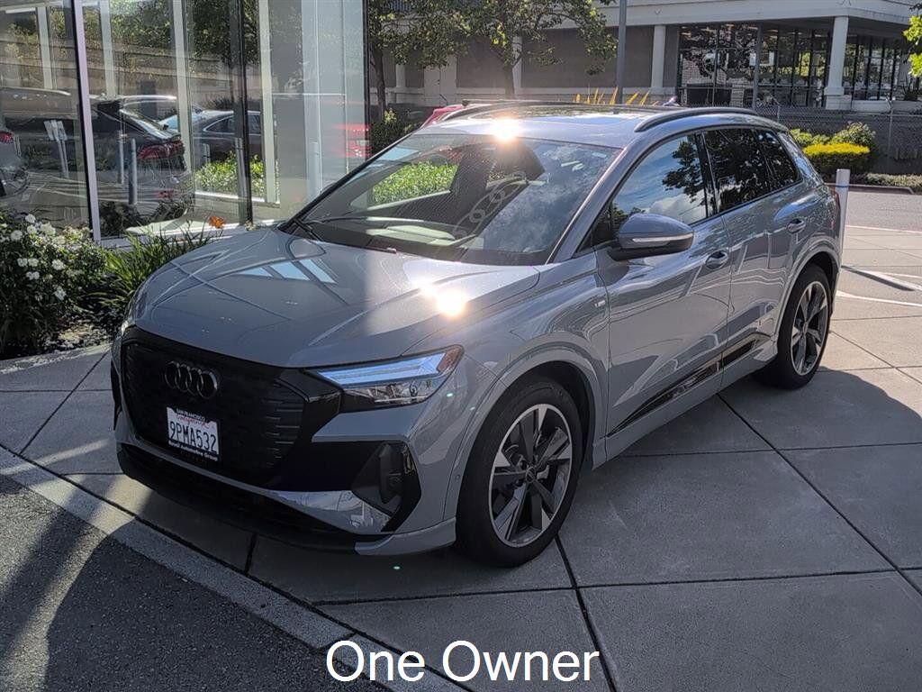 2024 AUDI Q4