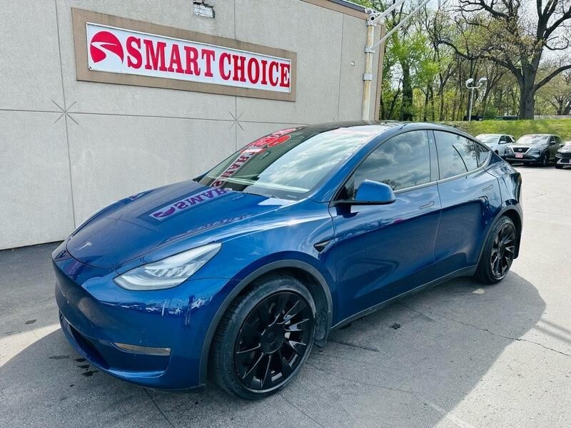 2021 TESLA Model Y