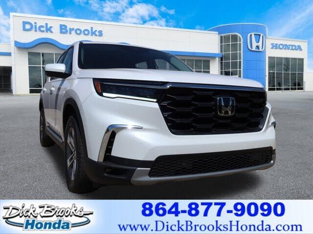 2025 HONDA Pilot