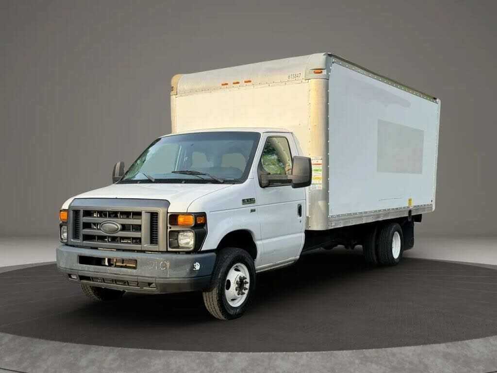 2016 FORD E-350
