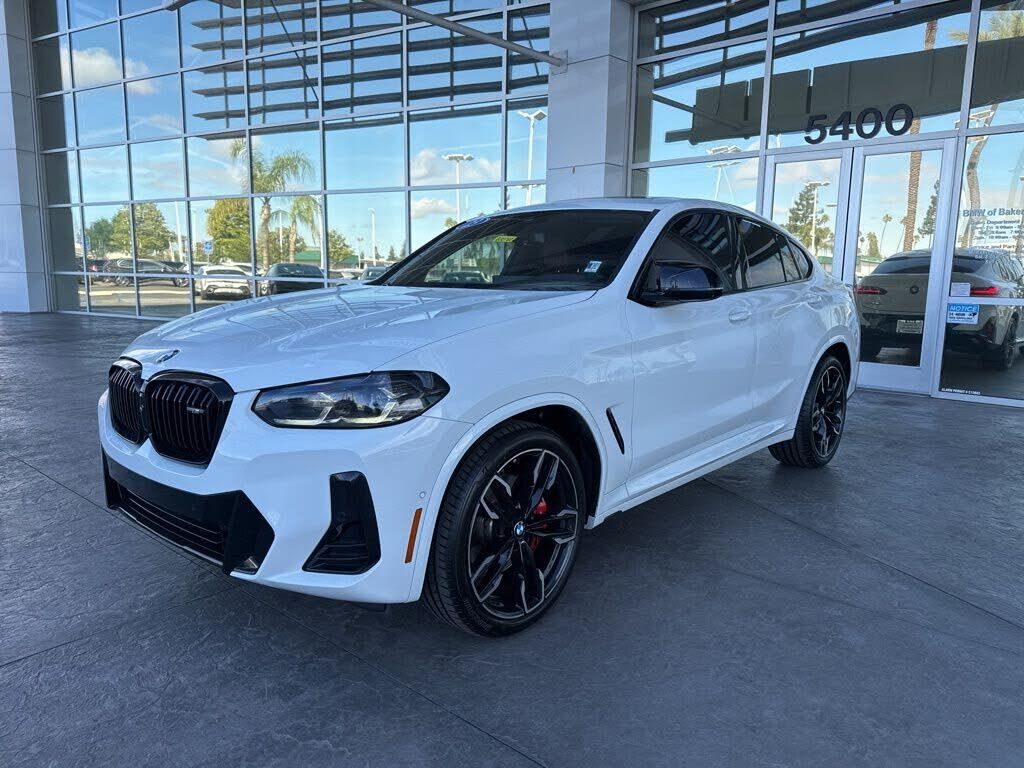 2023 BMW X4