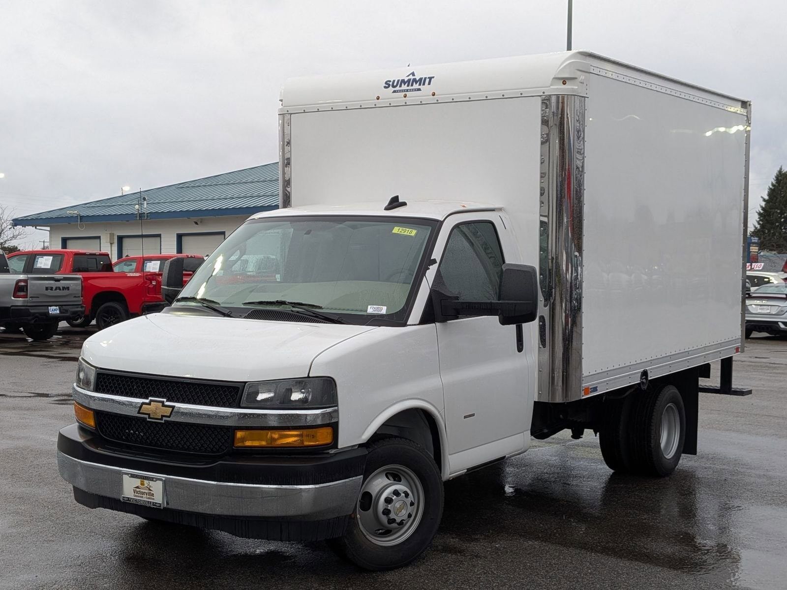 2024 CHEVROLET Express