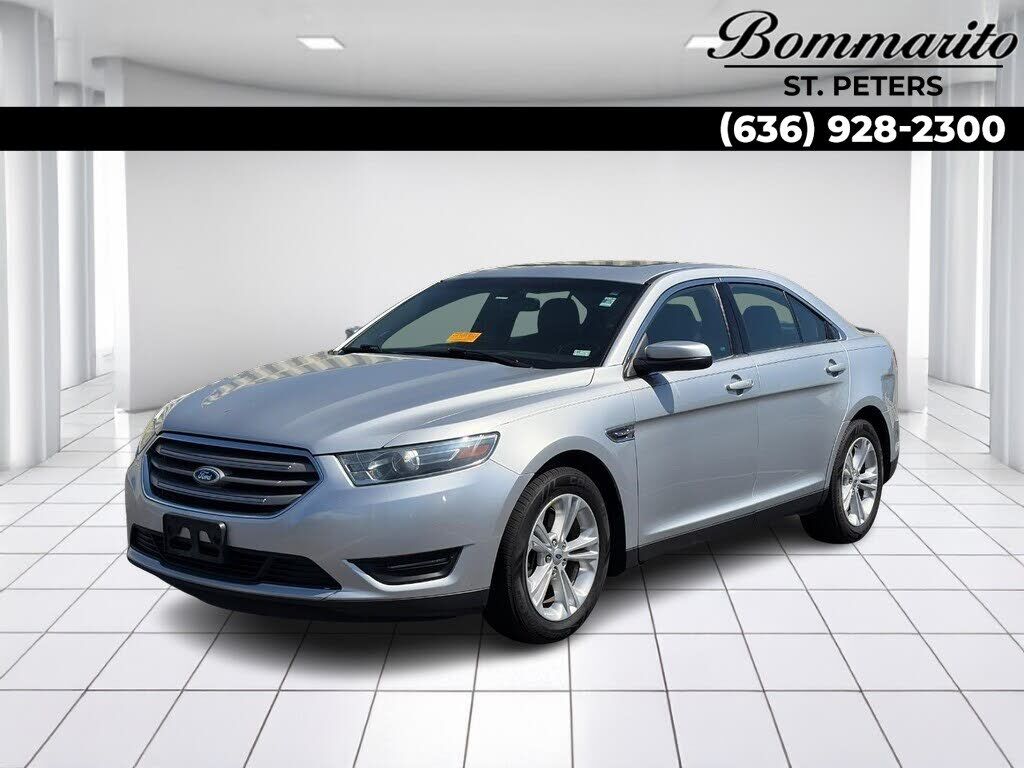 2015 FORD Taurus