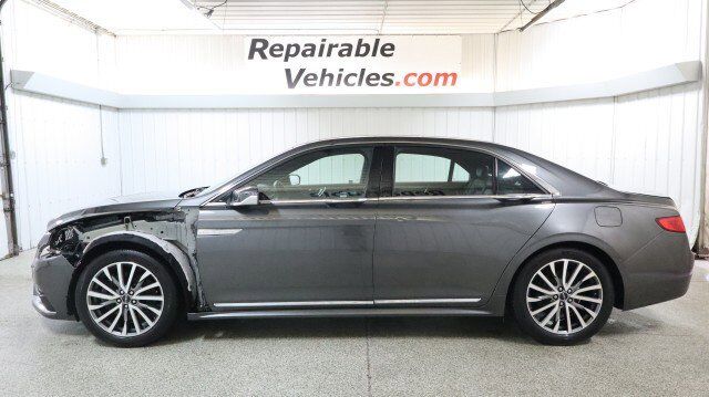 2017 LINCOLN Continental
