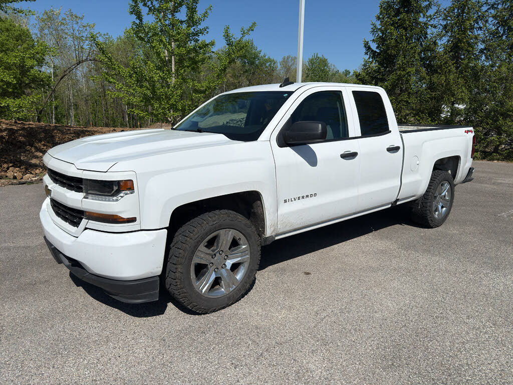 2018 CHEVROLET Silverado