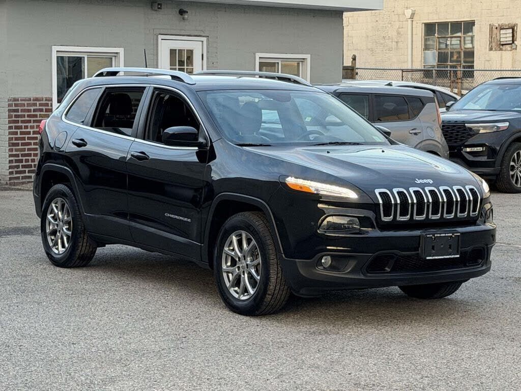 2018 JEEP Cherokee