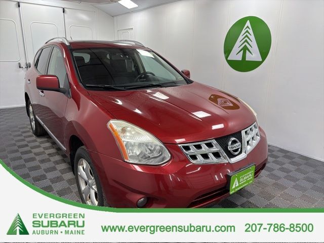 2011 NISSAN Rogue
