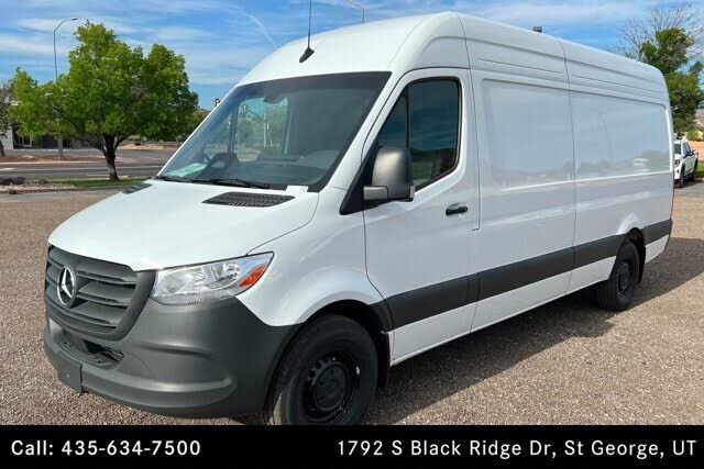 2026 MERCEDES-BENZ Sprinter