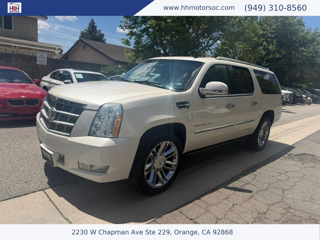 2013 CADILLAC Escalade