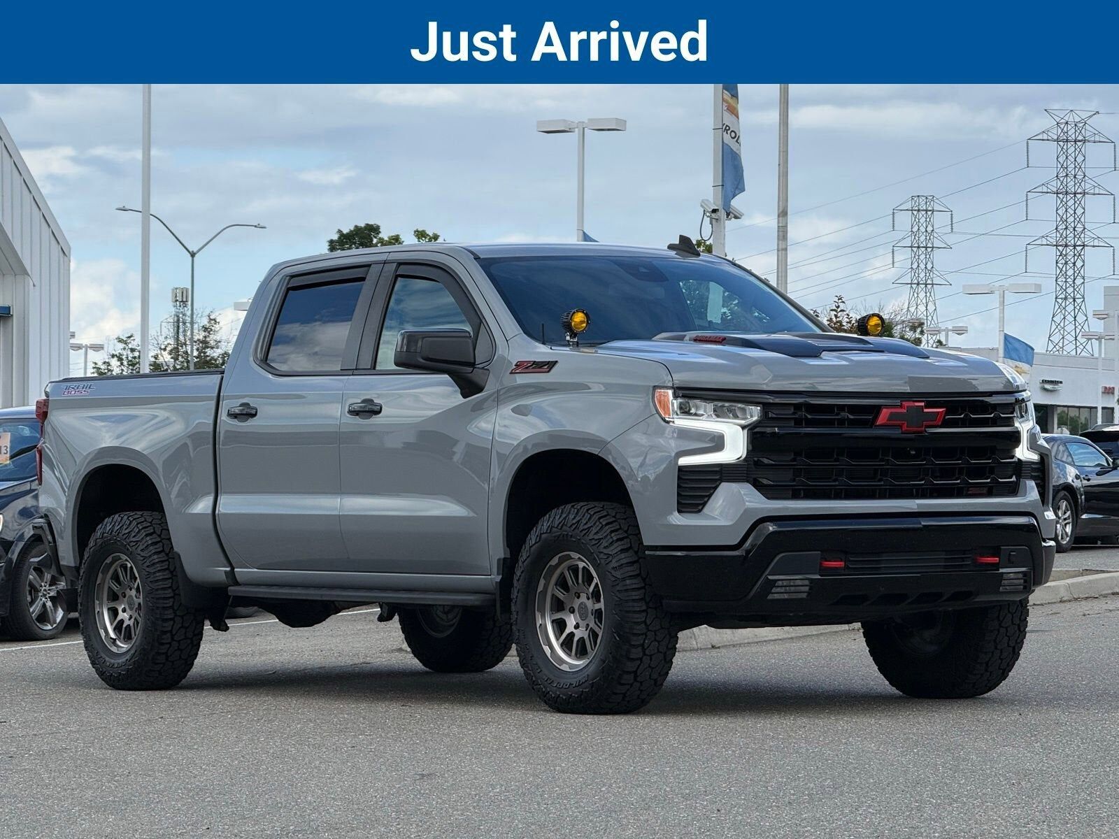 2024 CHEVROLET Silverado