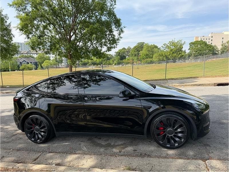 2022 TESLA Model Y