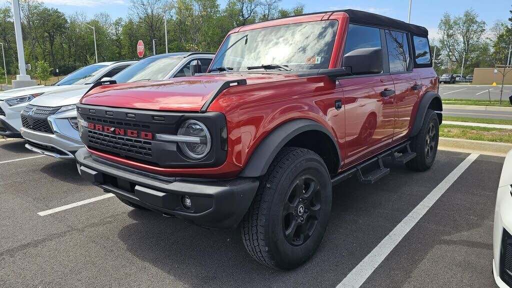 2023 FORD Bronco