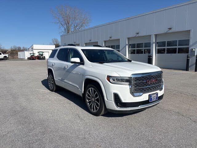 2023 GMC Acadia