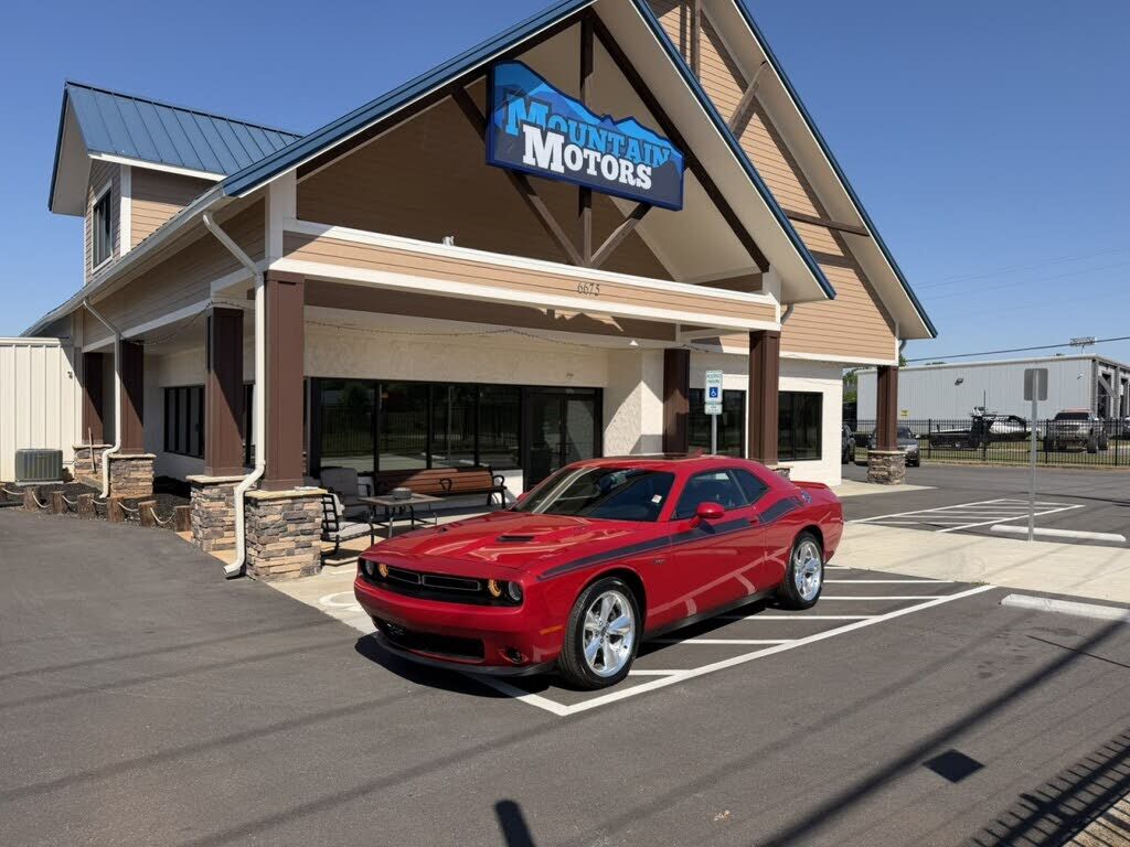 2015 DODGE Challenger