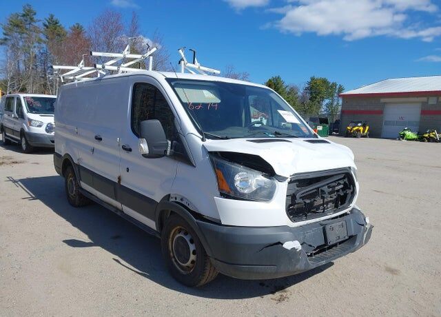 2015 FORD Transit